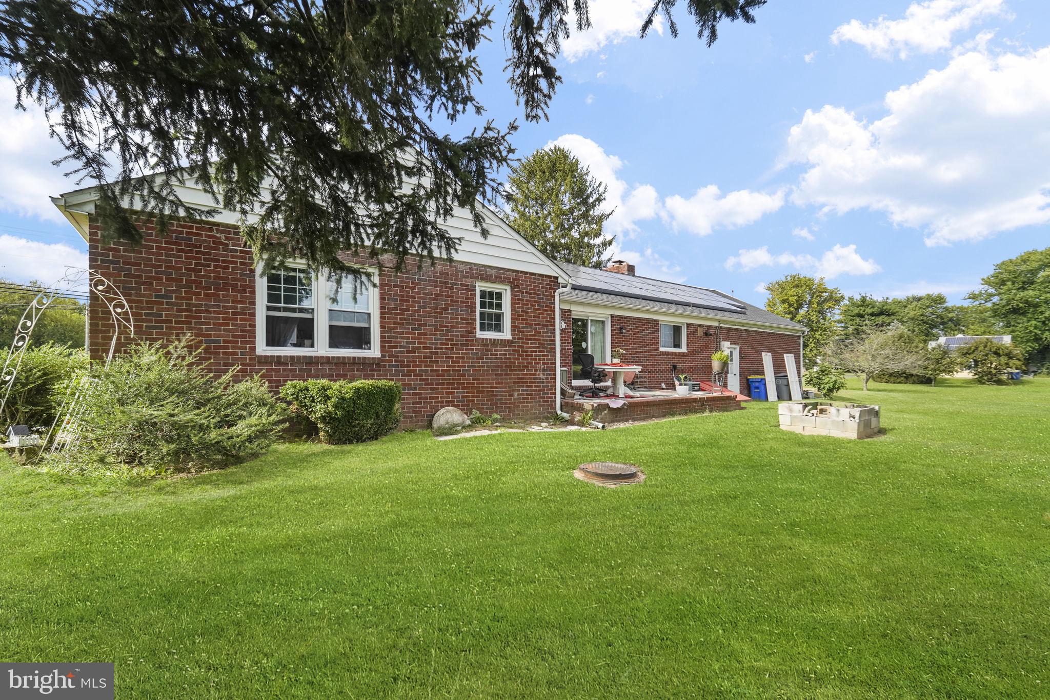 222 Highway 45 Mannington, NJ 08079 - Photo 4 of 45