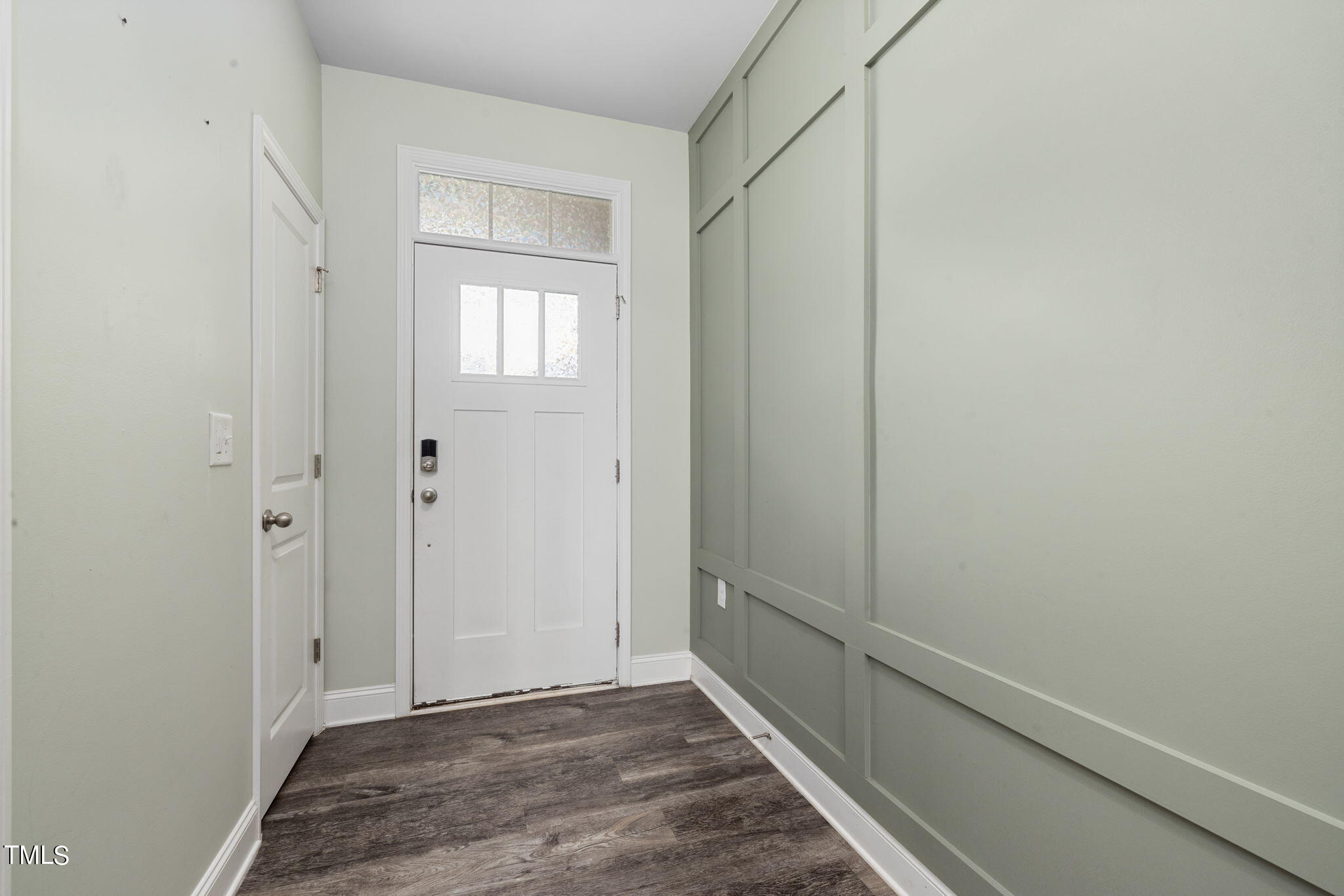 1421 Compass Drive Durham, NC 27713 - Photo 4 of 28 6-web-or-mls-7K5A7808