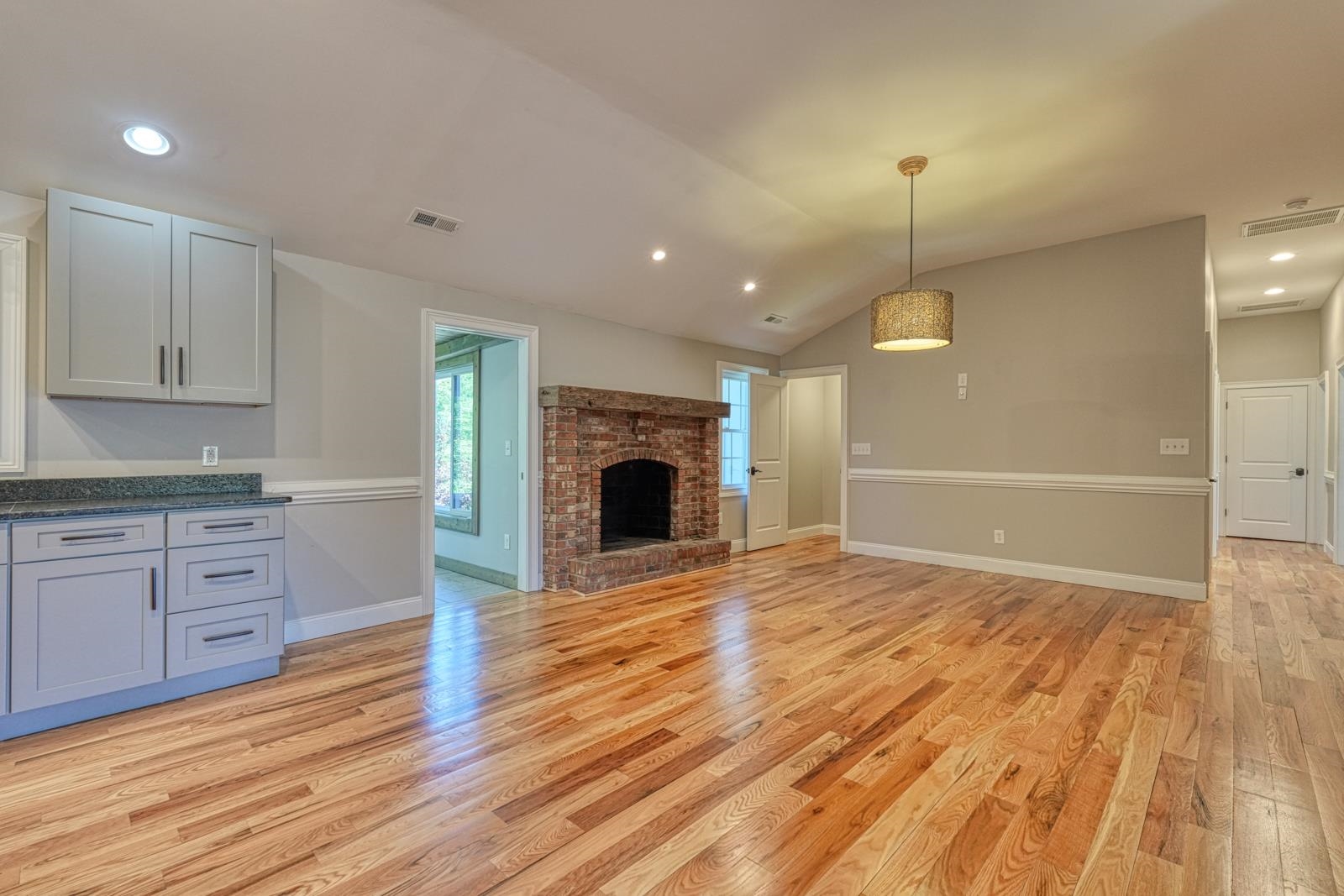 270 Spring Valley Lane Inman, SC 29349 - Photo 11 of 50