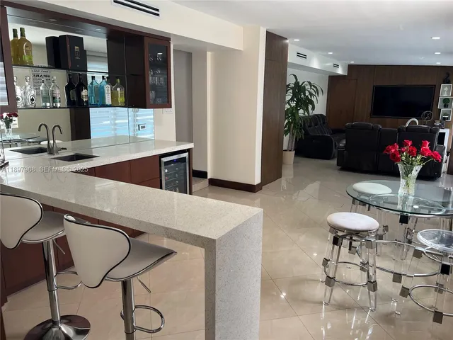 $890,000 | 3530 Southwest 126th Avenue, Miami, FL 33175