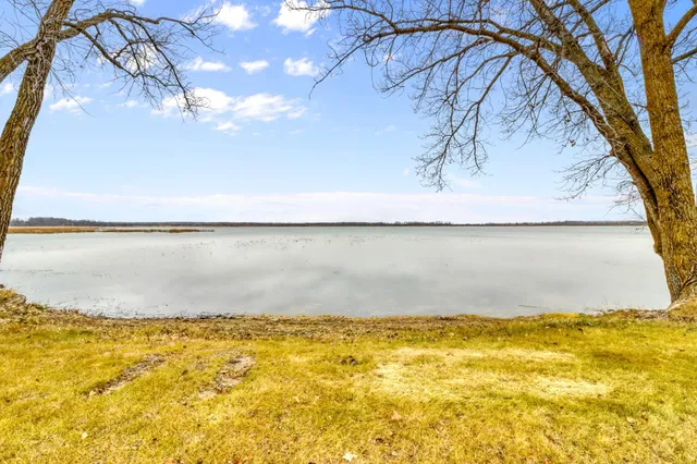 $595,000 | 48300 366th Street, New York Mills, MN 56567