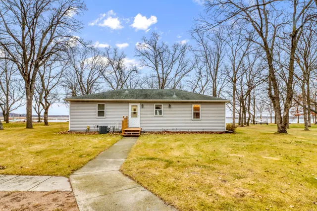 $595,000 | 48300 366th Street, New York Mills, MN 56567