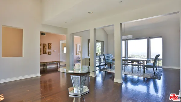 $19,000 | 14445 Mulholland Drive, Los Angeles, CA 90077