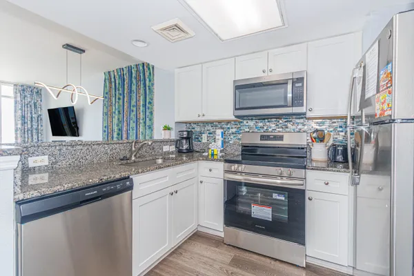 $425,000 | 2711 South Ocean Boulevard, Unit 1122, North Myrtle Beach, SC 29582