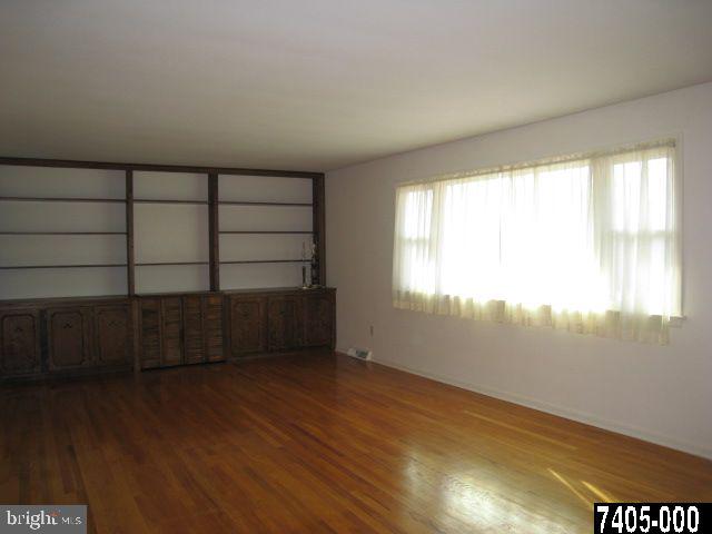 1790 Lilac Road York, PA 17408 - Photo 3 of 23