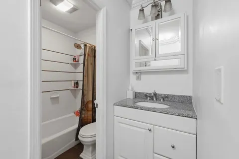 $589,900 | 278 Monmouth Street, Unit 2L, Jersey City, NJ 07302