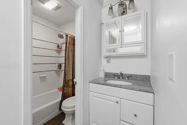 $589,900 | 278 Monmouth Street, Unit 2L, Jersey City, NJ 07302