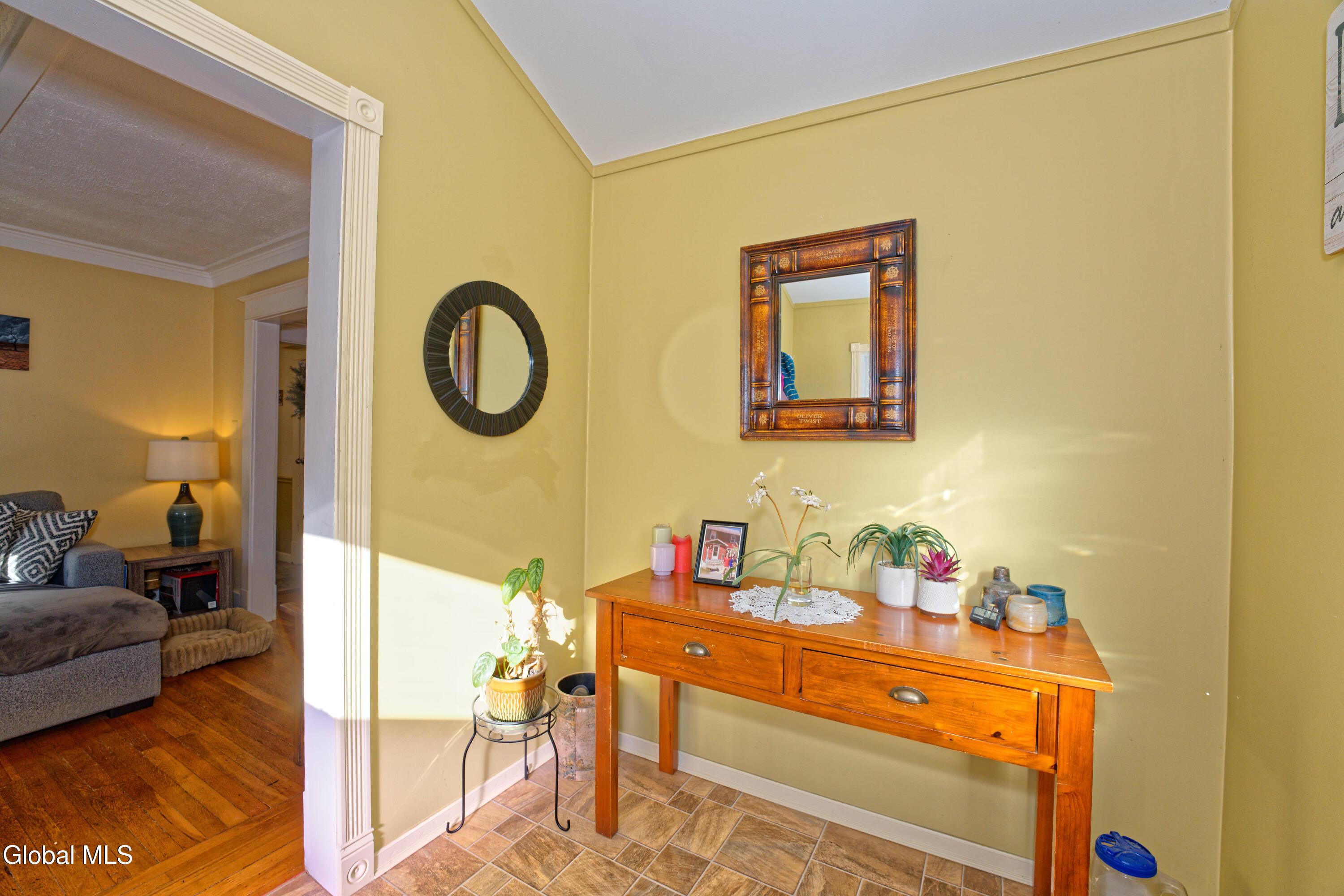 3 Seneca Street Brunswick, NY 12180 - Photo 4 of 34 1 Entryway 2