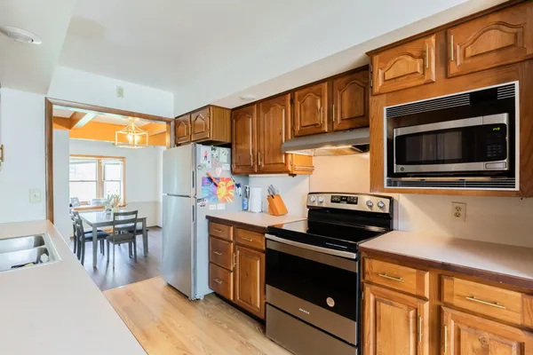 $300,000 | 1246 Chester Road, Lansing, MI 48912