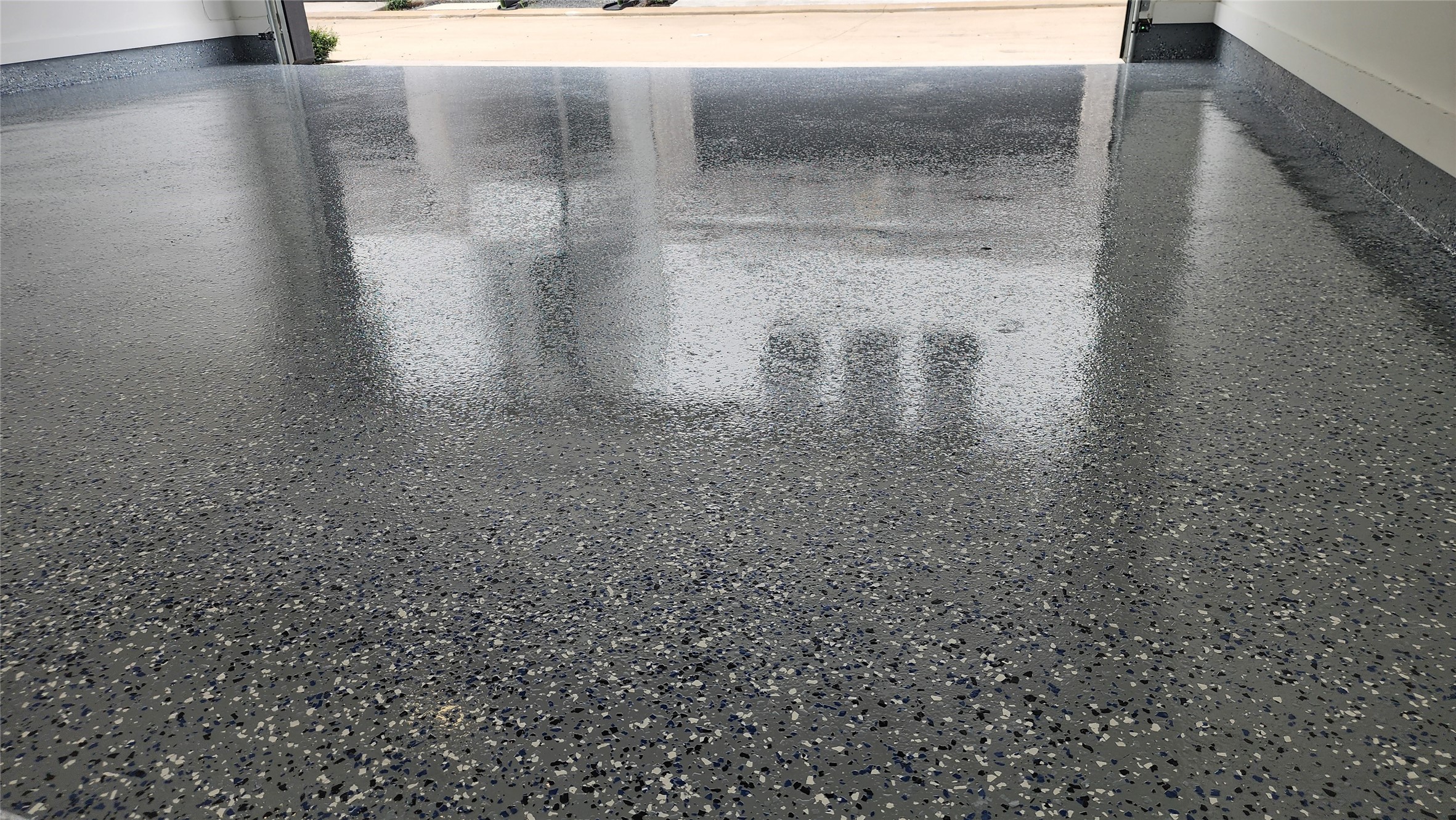 717 Marcella Street, Unit F Houston, TX 77091 - Photo 35 of 37 a view of a bathroom