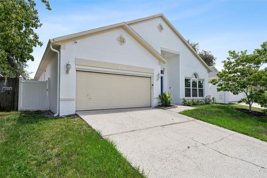 656 Whitetail Loop Apopka, FL 32703 - Photo 2 of 24