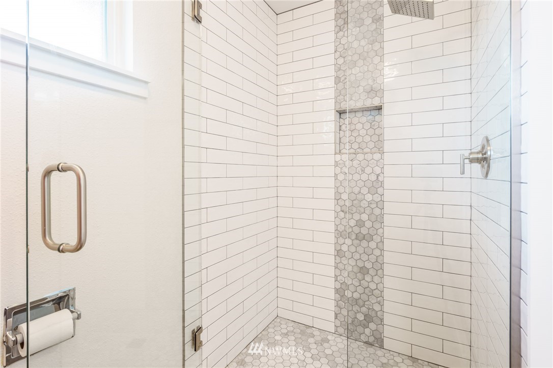 1620 Index Avenue Southeast Renton, WA 98058 - Photo 33 of 39 a bathroom with a shower
