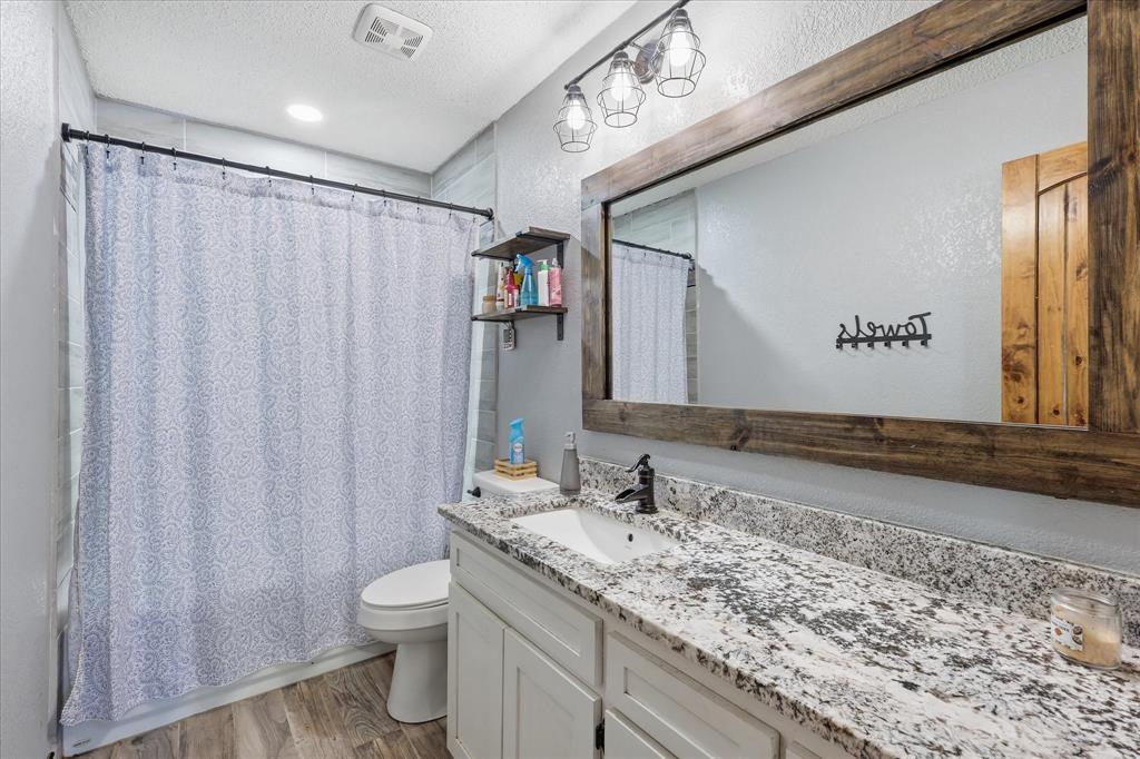 405 Lantern Ridge Drive Mansfield, TX 76063 - Photo 19 of 37