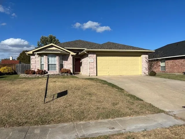 $2,075 | 205 Lake Wichita Drive, Wylie, TX 75098
