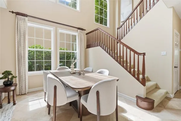 $2,088,000 | 6 Versailles, Irvine, CA 92602