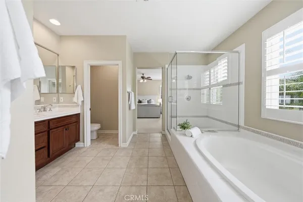 $2,088,000 | 6 Versailles, Irvine, CA 92602