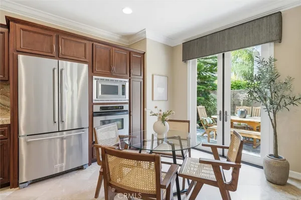 $2,088,000 | 6 Versailles, Irvine, CA 92602