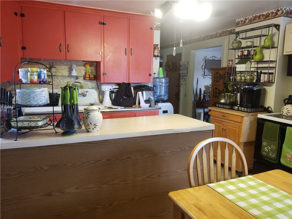 464 Cottage Street Woonsocket, RI 02895 - Photo 6 of 25