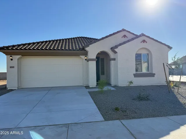 $2,800 | 10203 West Crittenden Lane, Avondale, AZ 85392