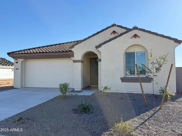 $2,800 | 10203 West Crittenden Lane, Avondale, AZ 85392