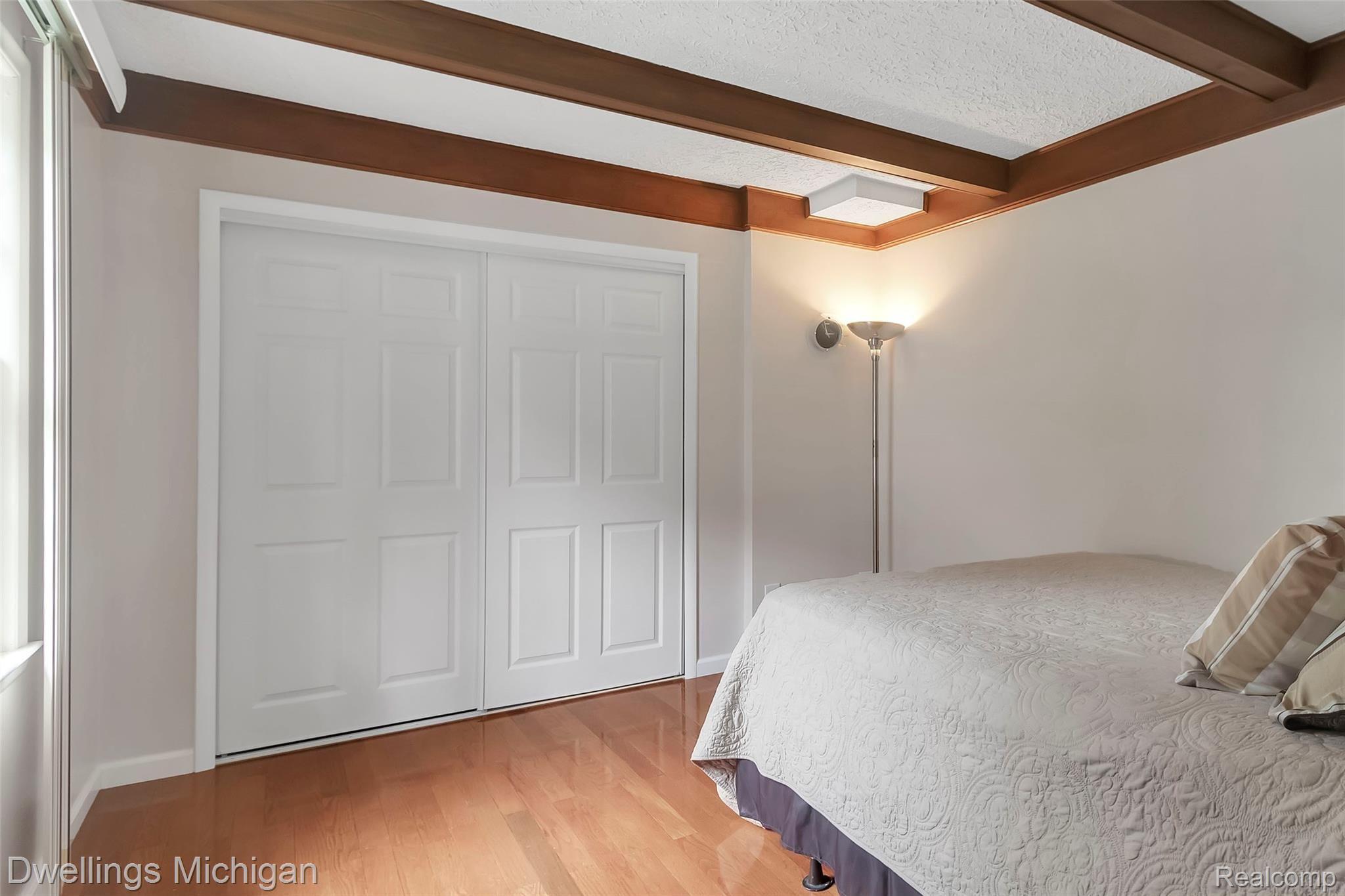 24219 Rouge Crest Road Southfield, MI 48033 - Photo 18 of 36 24219-Rouge-Crest-Road-Southfield-Michigan-windowstill-17.jpg