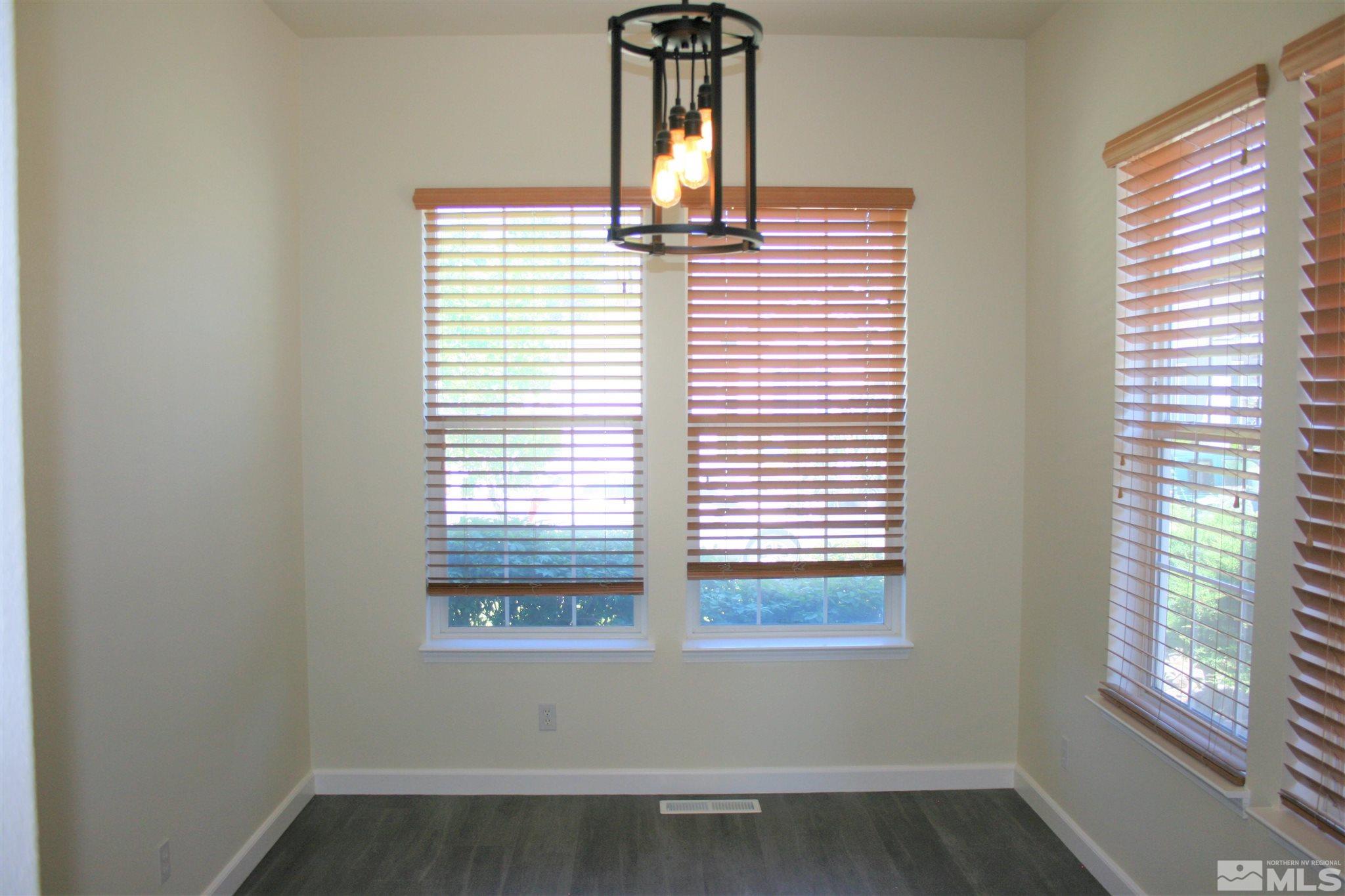 1630 Commonwealth Circle Reno, NV 89503 - Photo 5 of 24 Photo 5