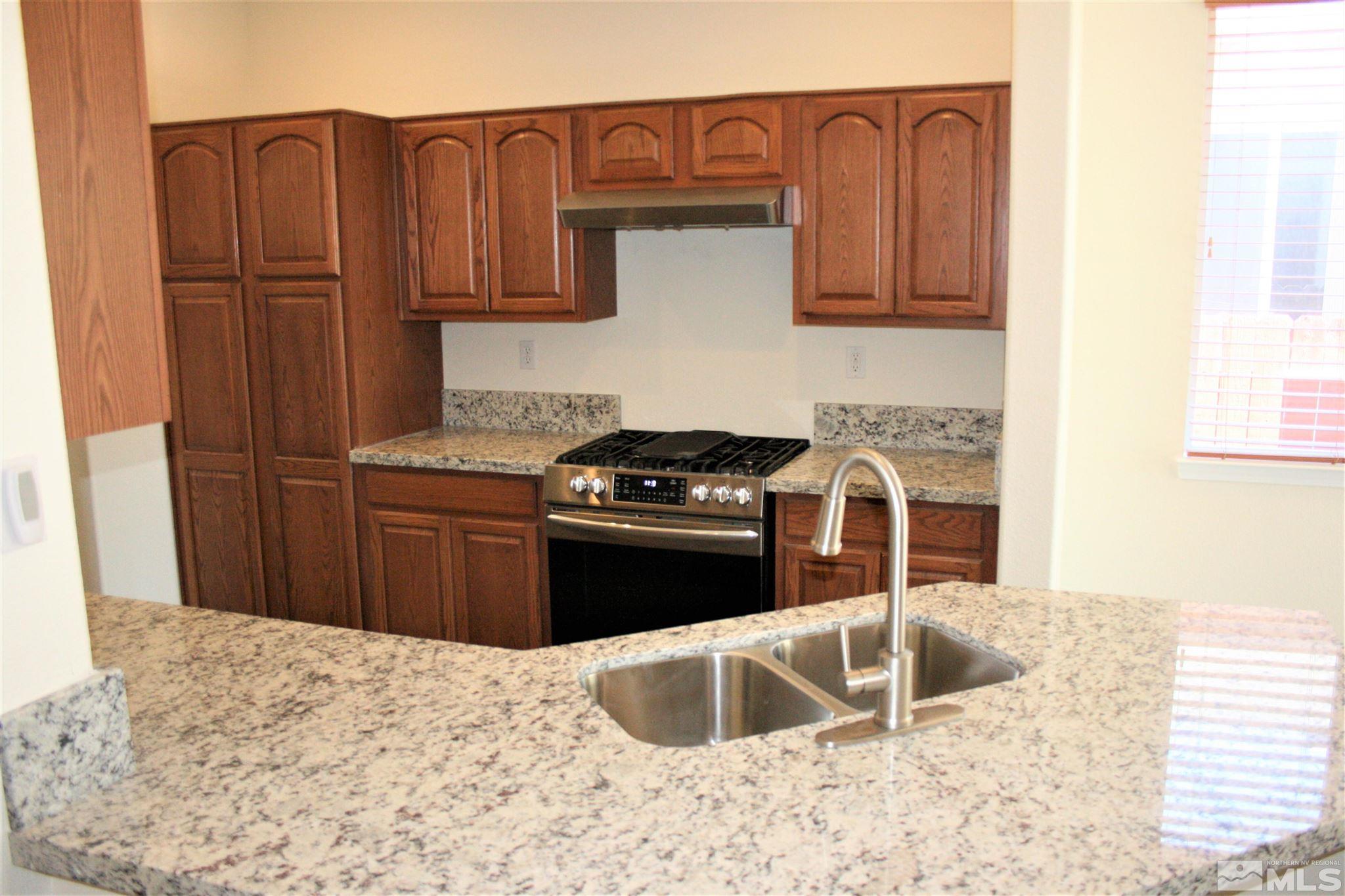 1630 Commonwealth Circle Reno, NV 89503 - Photo 8 of 24 Photo 8