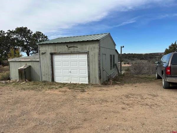 $550,000 | 2011 County Road F4, Egnar, CO 81325