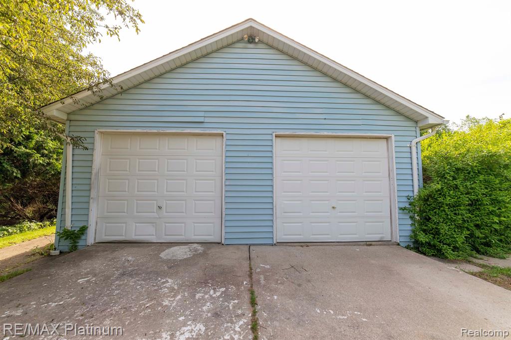 10076 Gordon Road Fenton, MI 48430 - Photo 63 of 67