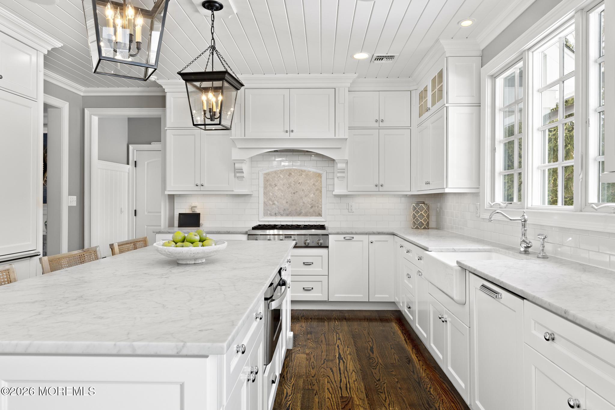 94 Ridge Road Rumson, NJ 07760 - Photo 8 of 40 94 Ridge Rd (29)
