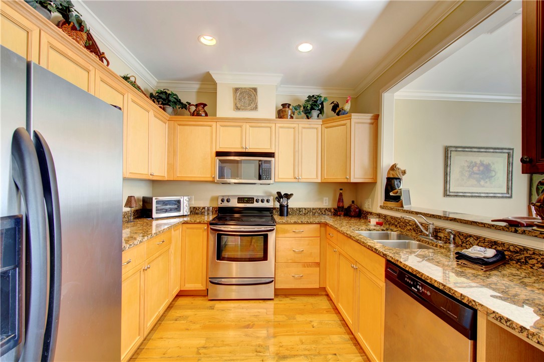 26 Moss Lane St. Simons Island, GA 31522 - Photo 7 of 24