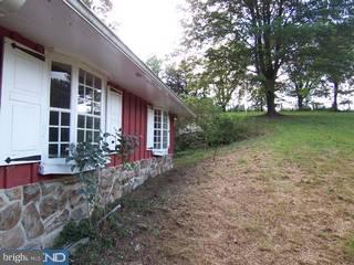 1562 Broad Run Road Downingtown, PA 19335 - Photo 3 of 4 Gallery Image 3