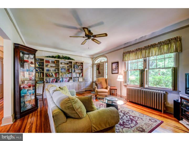 2949 Windy Bush Road Newtown, PA 18940 - Photo 5 of 25 Living Room