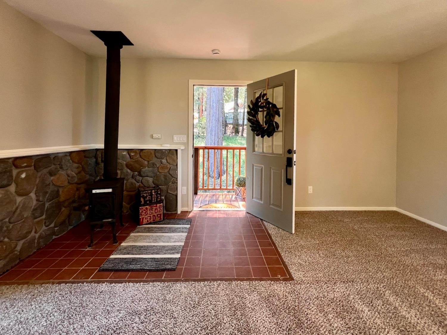 2506 Buffalo Hill Road Georgetown, CA 95634 - Photo 48 of 79 a view of entryway