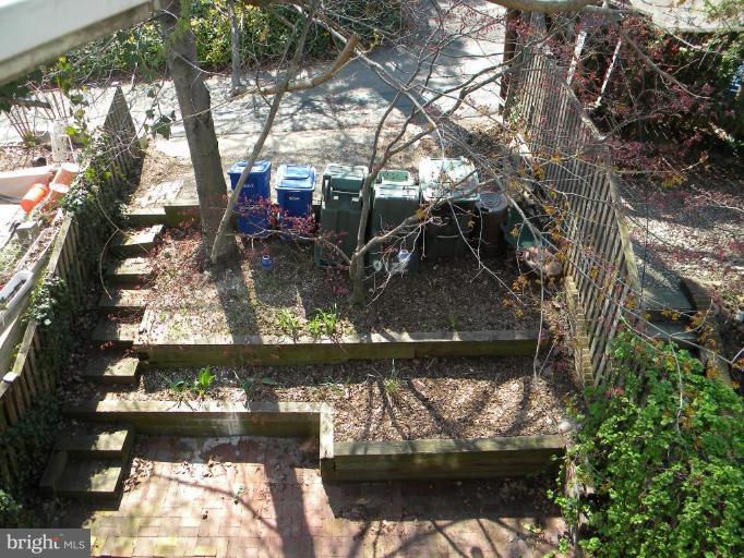 2210 Tunlaw Road Northwest Washington, DC 20007 - Photo 14 of 19 Patio 2