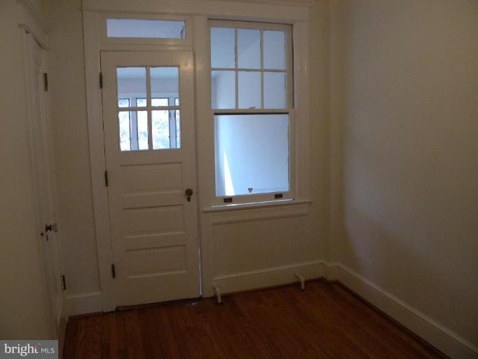 2210 Tunlaw Road Northwest Washington, DC 20007 - Photo 10 of 19 second bedroom/nursery