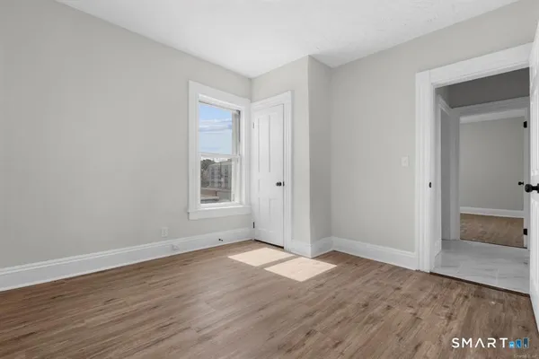 $2,400 | 725 Beechwood Avenue, Unit 1, Bridgeport, CT 06605