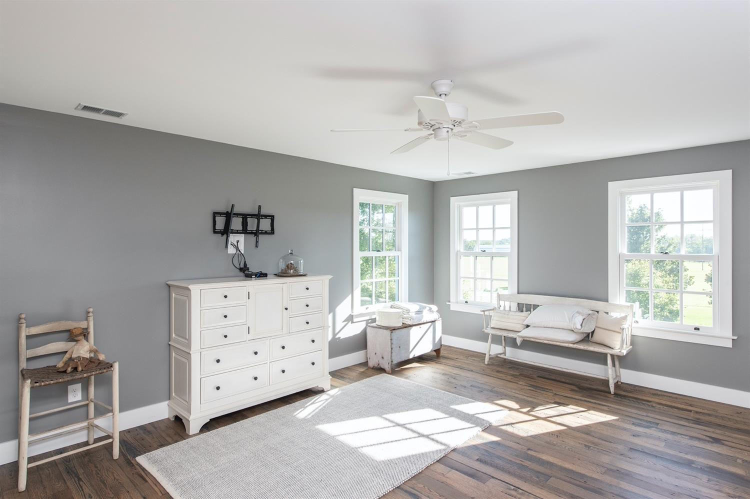 3535 Houston Antioch Road Paris, KY 40361 - Photo 43 of 74 2nd floor bedroom with ensuite and large