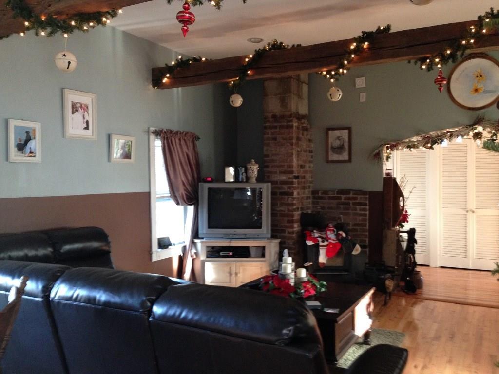836 Riverside Drive Augusta, ME 04330 - Photo 11 of 21 Living