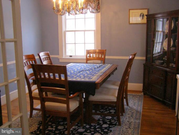 3553 Newland Road Baltimore, MD 21218 - Photo 3 of 30 Dining Room