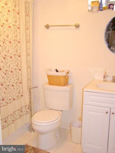 3553 Newland Road Baltimore, MD 21218 - Photo 23 of 30 Upstairs Bath