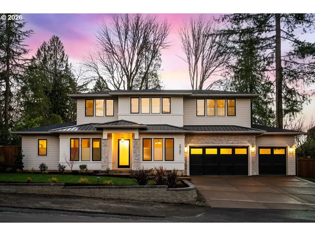 $2,999,900 | 2560 Southwest Glen Eagles Place, Lake Oswego, OR 97034