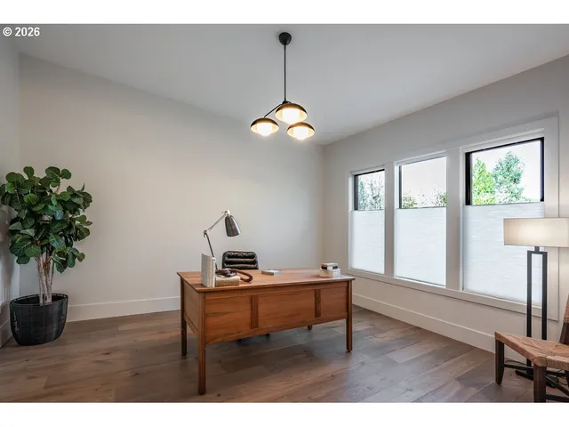 $2,999,900 | 2560 Southwest Glen Eagles Place, Lake Oswego, OR 97034