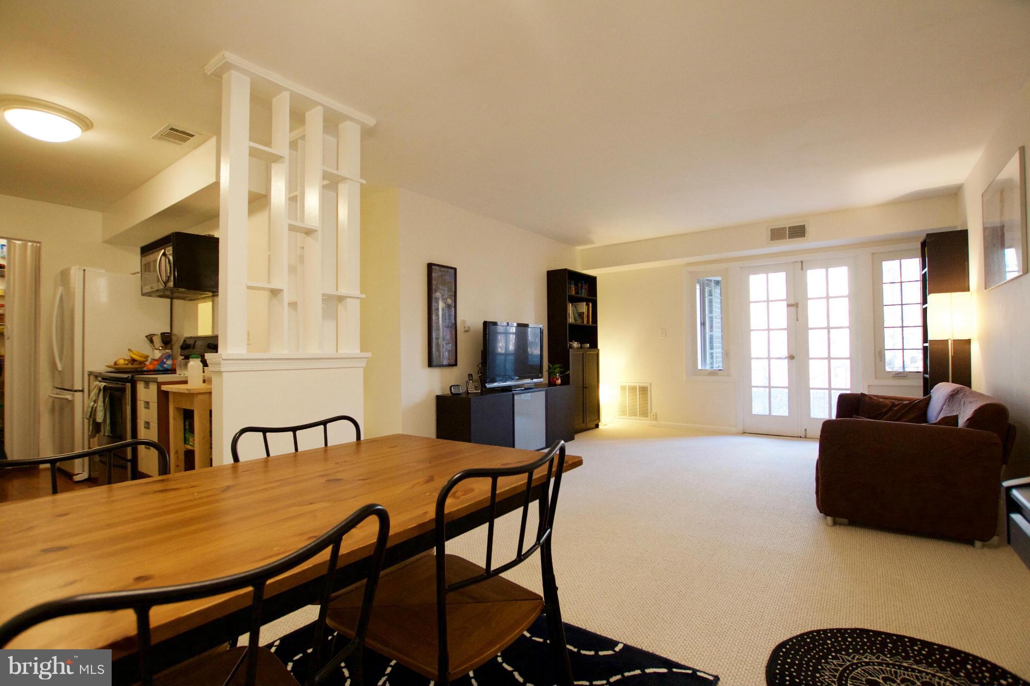 5907 Noblestown Road, Unit 65 Springfield, VA 22152 - Photo 7 of 22 Dining Room