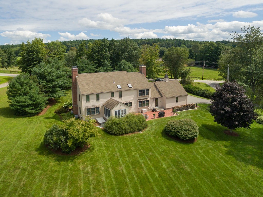 312 Still River Road Harvard, MA 01451 - Photo 4 of 30 Gallery Image 4