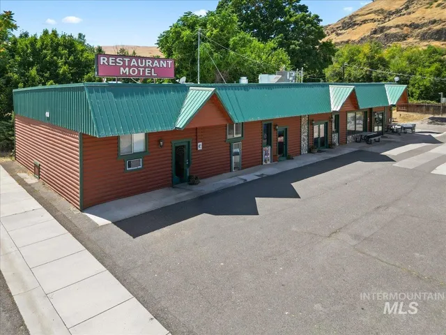 $499,000 | 90 2nd Street, Asotin, WA 99402