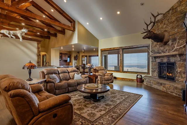 $1,950,000 | 3000 Garden Creek Road, Casper, WY 82601