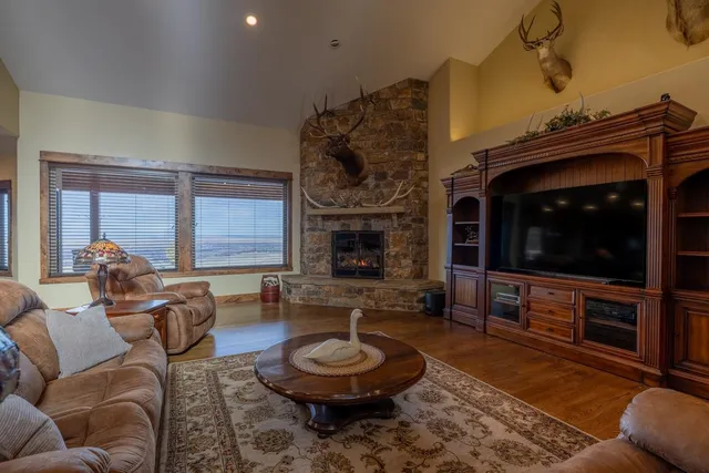 $1,950,000 | 3000 Garden Creek Road, Casper, WY 82601