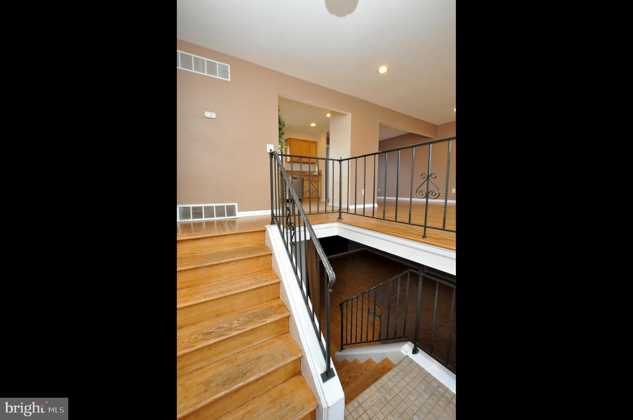 46 Briarcliff Road Atco, NJ 08004 - Photo 3 of 25 Gallery Image 3