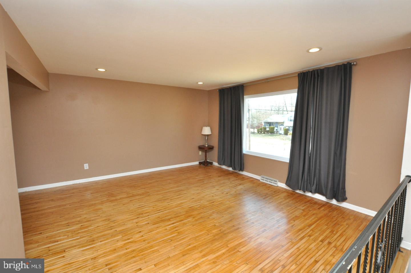 46 Briarcliff Road Atco, NJ 08004 - Photo 4 of 25 Gallery Image 4